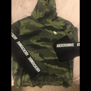 Abercrombie kids boys long sleeve camo shirt